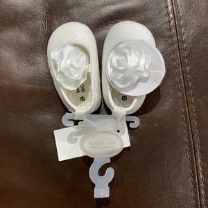 Size 0, baby dress shoes